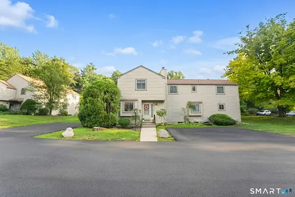30 Happy Hollow Circle #A, Stratford, CT 06614