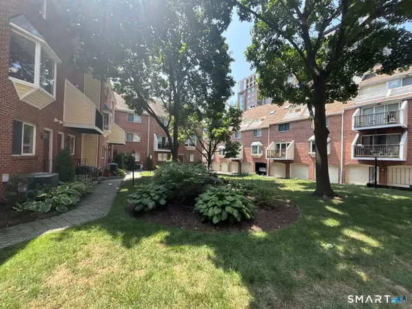 101 Grove Street #29, Stamford, CT 06901