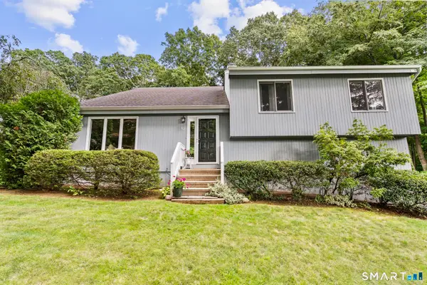 62 Featherbed Lane, Branford, CT 06405