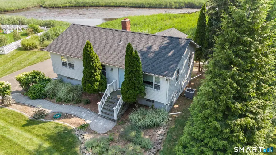 134 Shoreham Village Drive, Fairfield, CT 06824 - #3