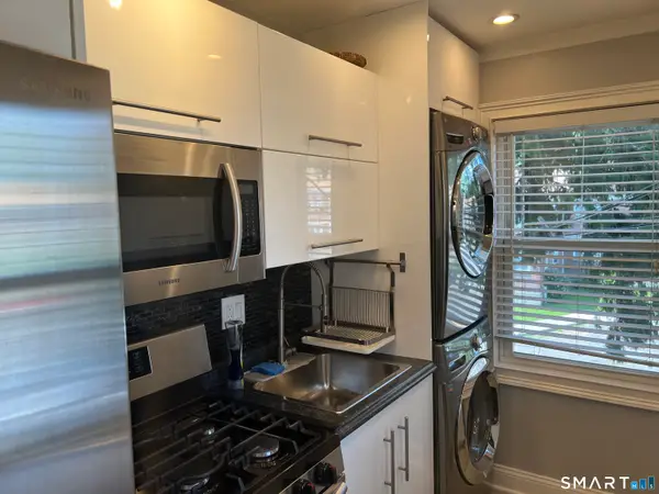 300 Bld #94 North Bishop Avenue #26, Bridgeport, CT 06610