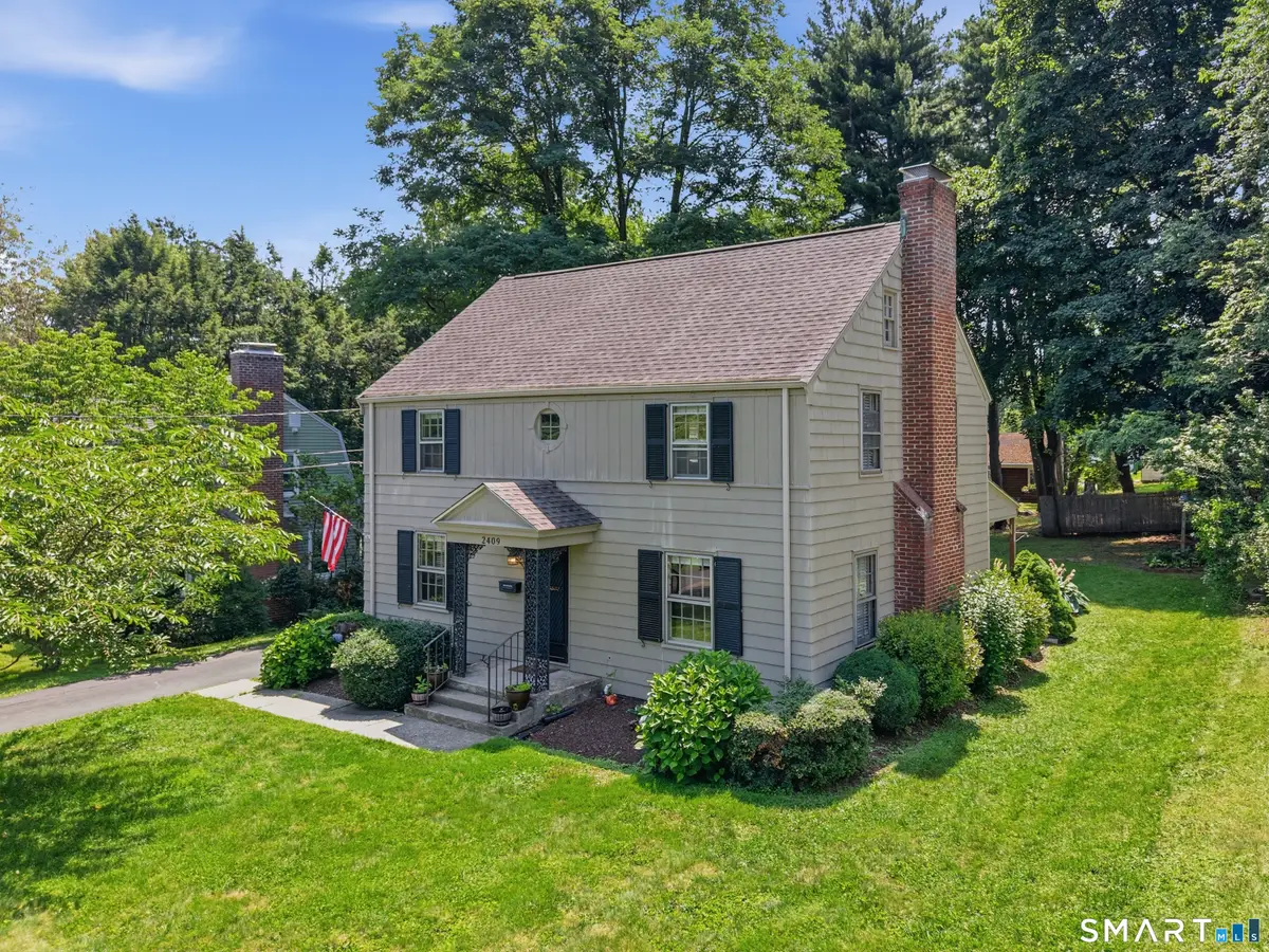 2409 Albany Avenue, West Hartford, CT 06117 - #1