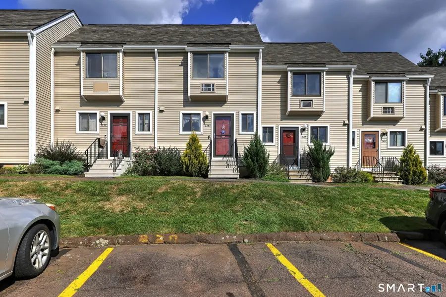 238 North Hampton Court #238, Meriden, CT 06450 - #3