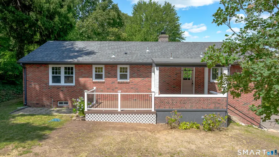 16 Gilbert Hill Road, North Haven, CT 06473 - #3