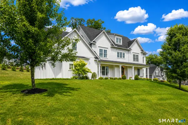 3 Newcastle Place, Farmington, CT 06085