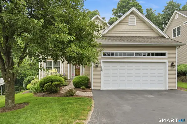 28 Rushbrooke Lane, Shelton, CT 06484