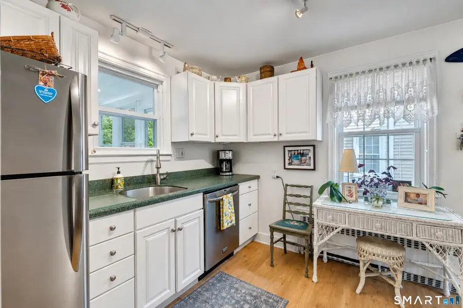 64 Meadowbrook Road, West Hartford, CT 06107 - #2