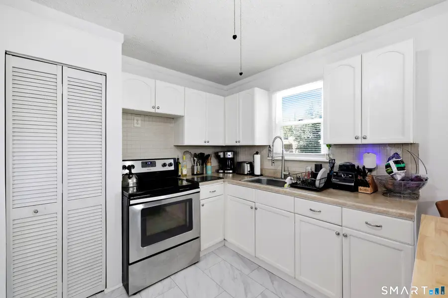 38 Wynola Avenue, New Britain, CT 06051 - #2