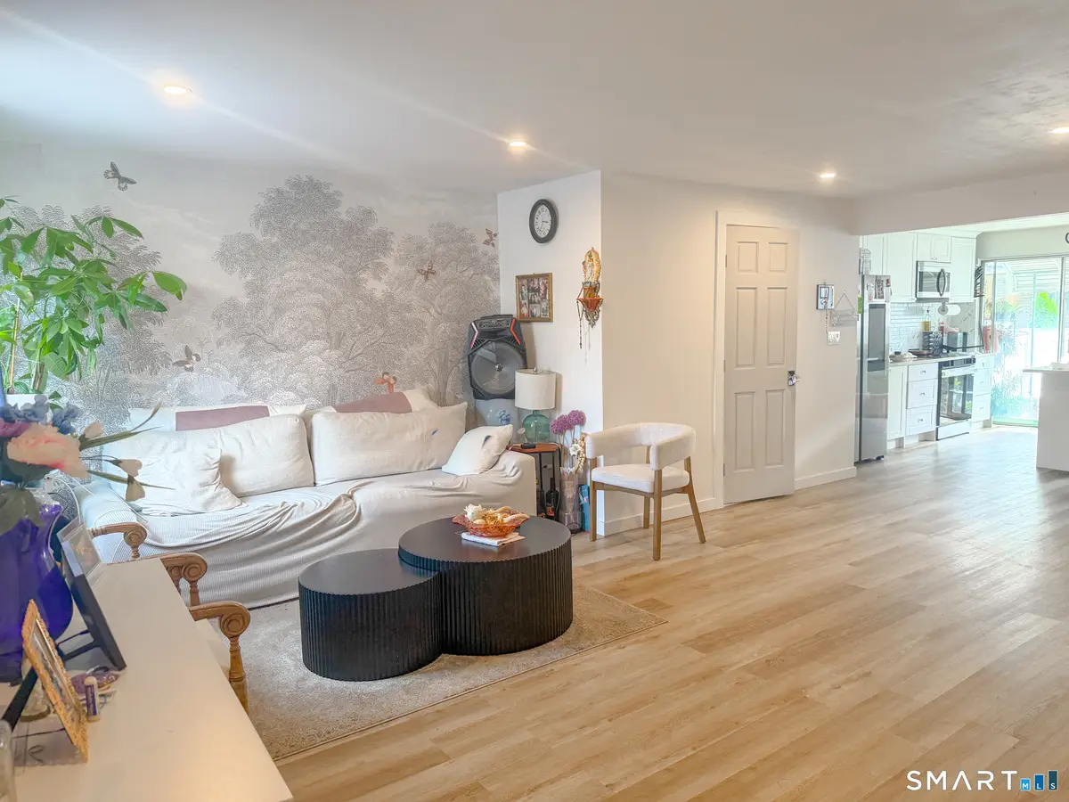 17 Avon Lane, Stamford, CT 06907 - #1