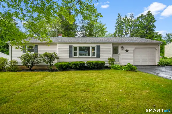 31 Meadowlark Road, Enfield, CT 06082