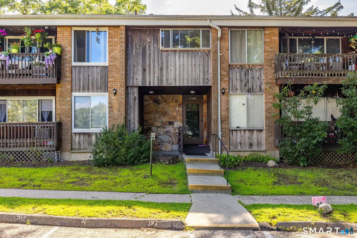 200 Woodmont Avenue #98, Bridgeport, CT 06606 - #1