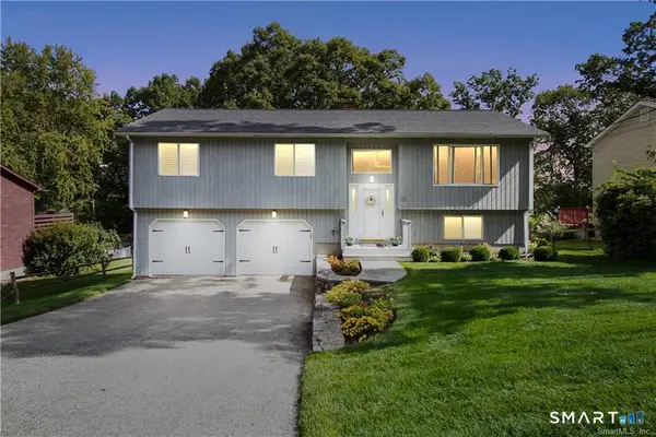 35 Bruce Drive, Shelton, CT 06484