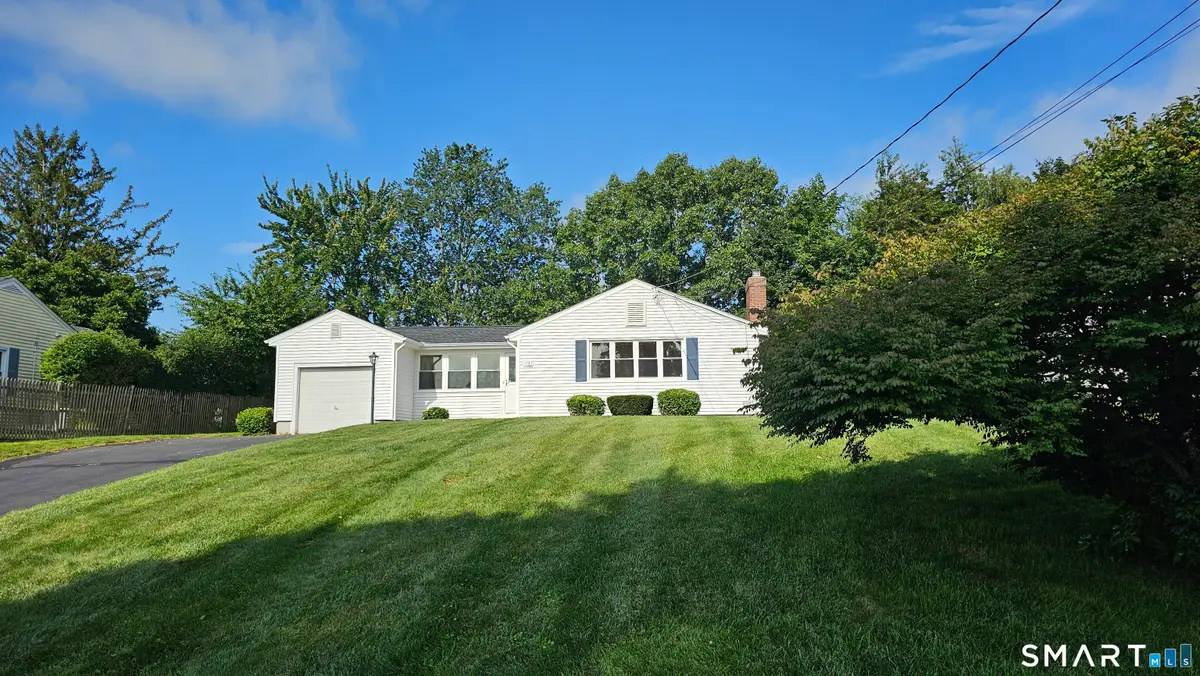 73 Knollwood Road, West Hartford, CT 06110 - #1