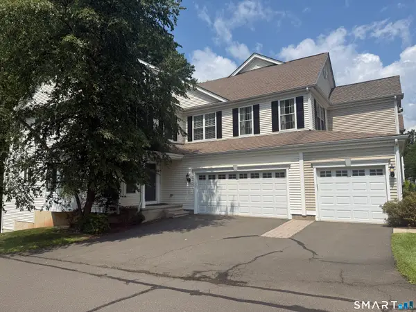 293 Sterling Drive #293, Newington, CT 06111