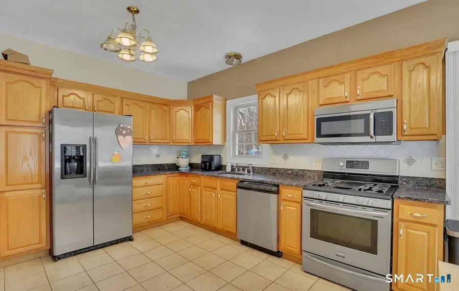 82 Summer Street #B, Southington, CT 06489 - #3