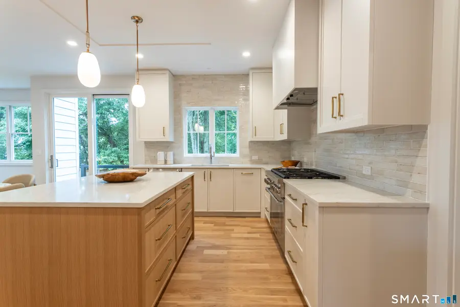 27 Bauer Pl Extension, Westport, CT 06880 - #3