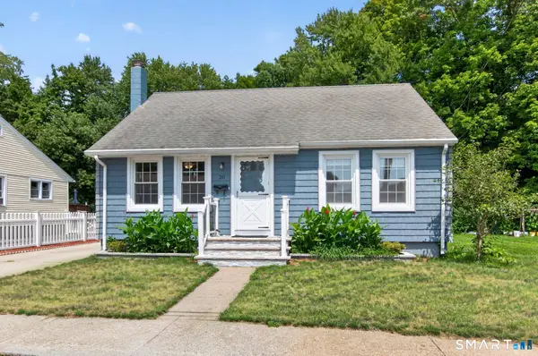 20 Woodrow Avenue, Norwich, CT 06360