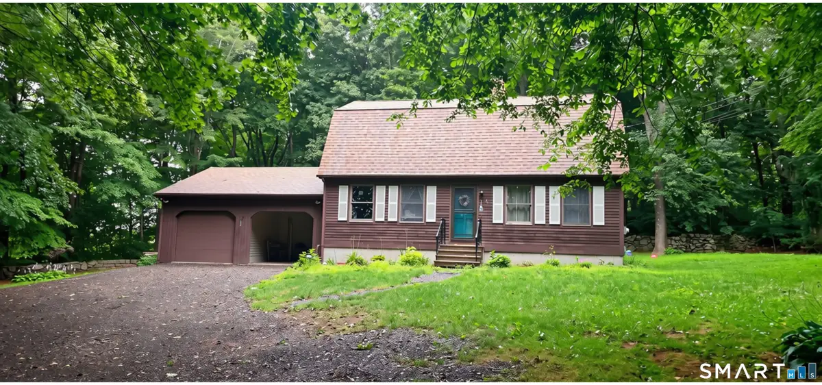 4 Railroad Avenue, Plainfield, CT 06374 - #1