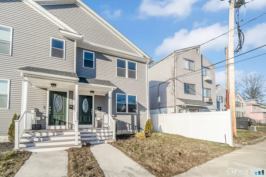 92 Lincoln Avenue, Bridgeport, CT 06606 - #2