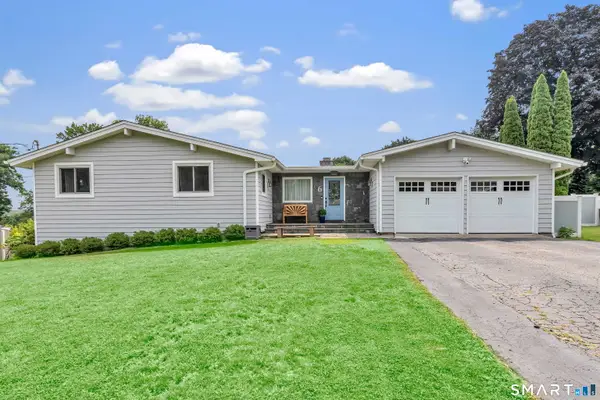 6 Norwood Terrace, Trumbull, CT 06611