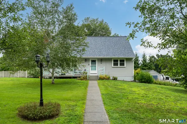 14 Larry Street, Norwich, CT 06360
