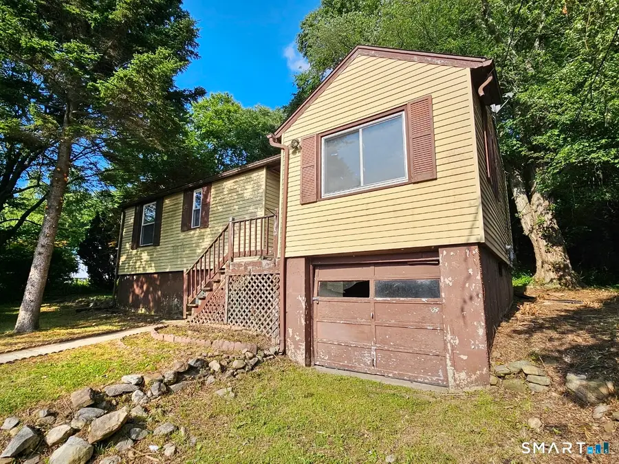 66 Chesterfield Avenue, Wolcott, CT 06716 - #2