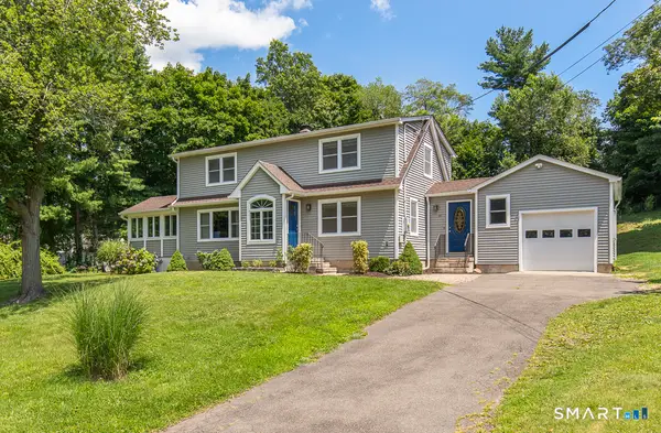 11 Ash Road, Branford, CT 06405