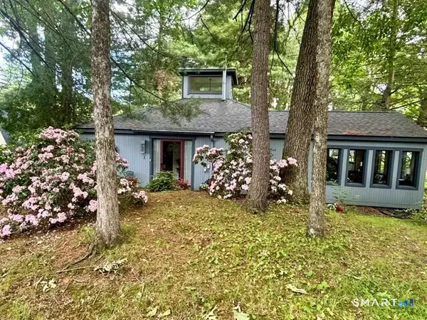 1 Butternut Circle #1, Avon, CT 06001
