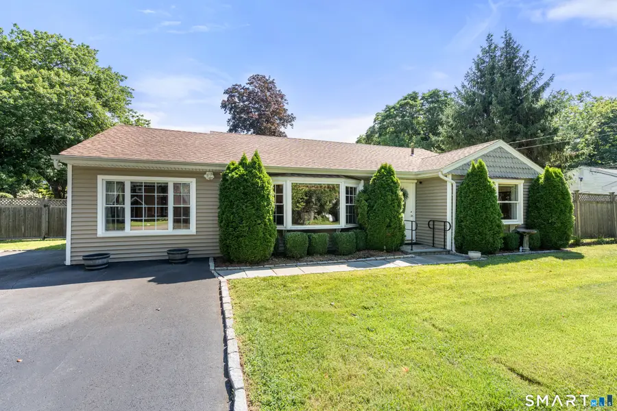 17 Winnipauk Drive, Norwalk, CT 06851 - #2