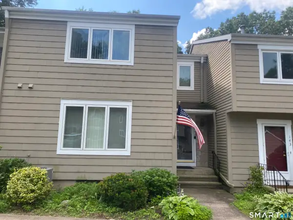 142 Timber Ridge #142, Southington, CT 06489