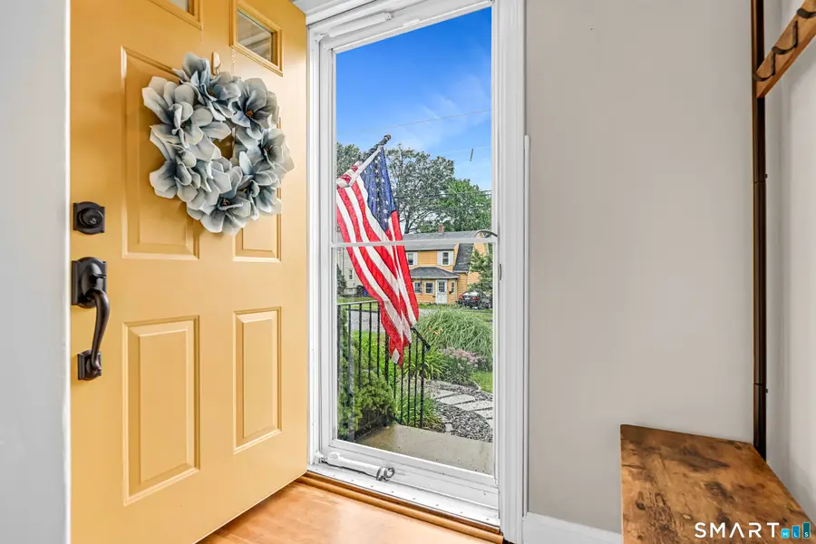 33 Edgemere Avenue, West Hartford, CT 06110 - #2