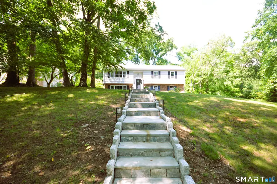 5 Nyselius Place, Stamford, CT 06905 - #3