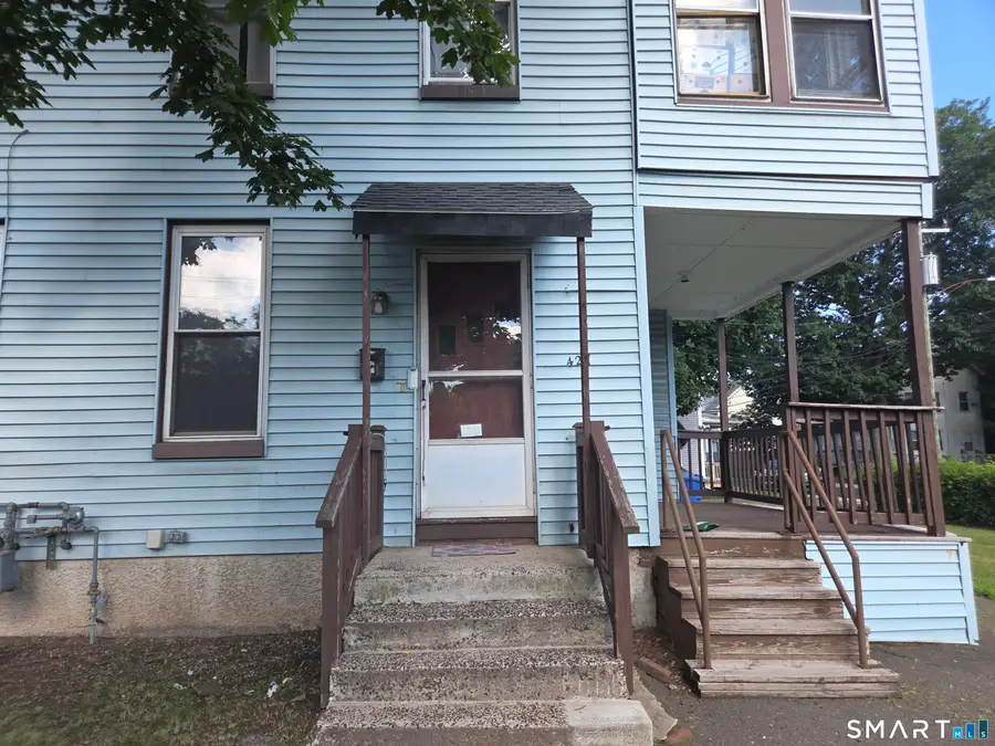 427 Center Street, Meriden, CT 06450 - #2
