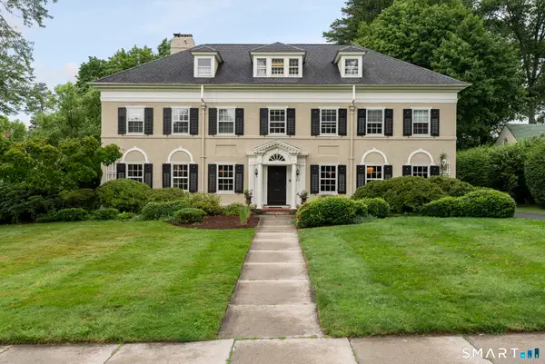 33 Sycamore Road, West Hartford, CT 06117