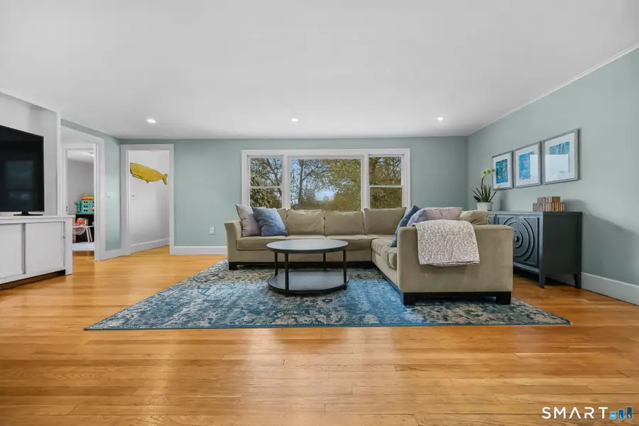 85 Woodbury Avenue, Stamford, CT 06907 - #3