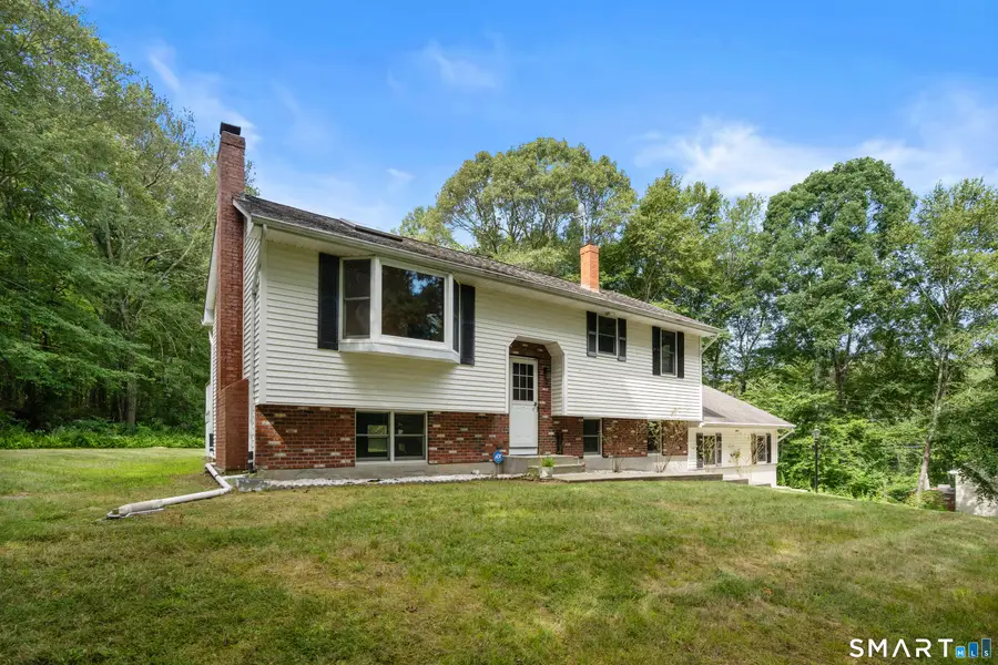 14 Sarah Drive, Uncasville, CT 06382 - #3