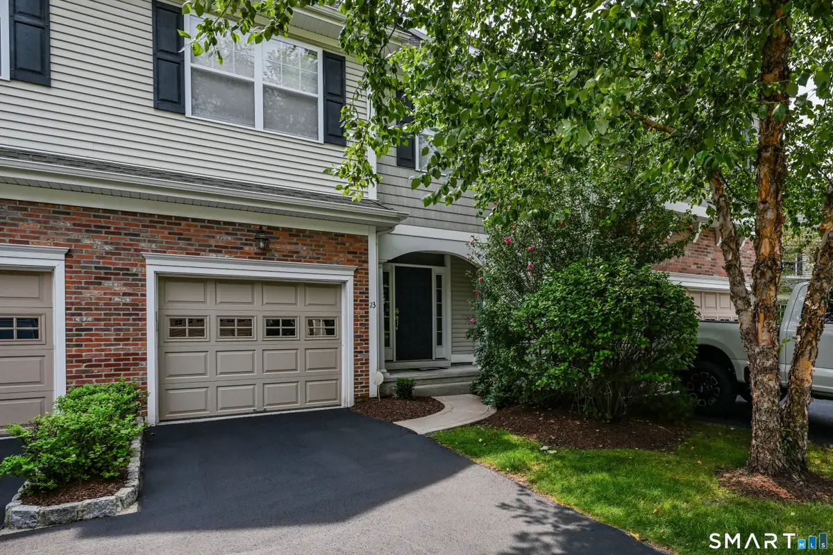 23 Park Place Circle #23, West Hartford, CT 06110 - #1