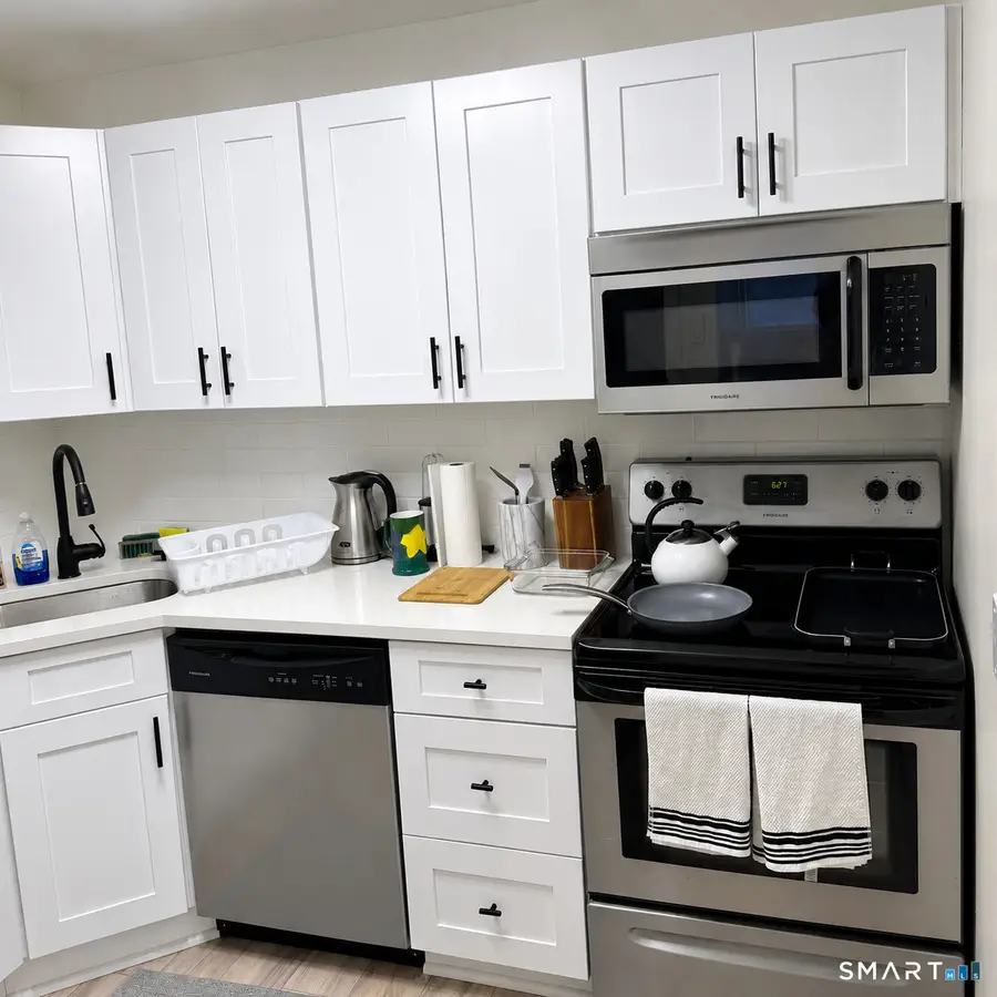 131 Milford St Extension #B5, Plainville, CT 06062 - #3