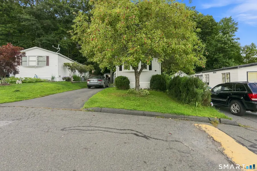 28 Woodland Park, Shelton, CT 06484 - #2