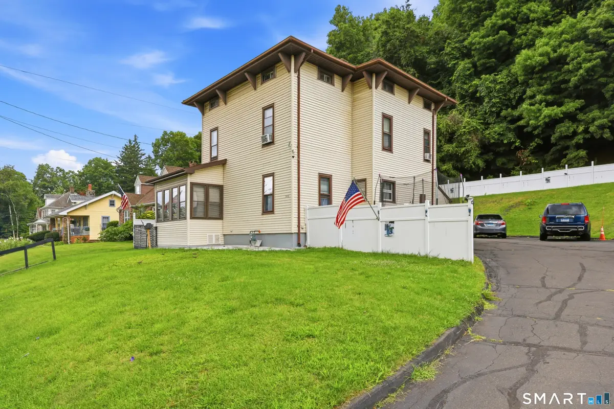2038 Stanley Street, New Britain, CT 06053 - #1