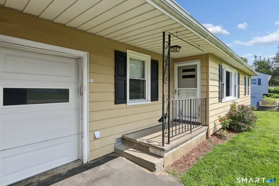 31 Jeanette Road, Danbury, CT 06811 - #2