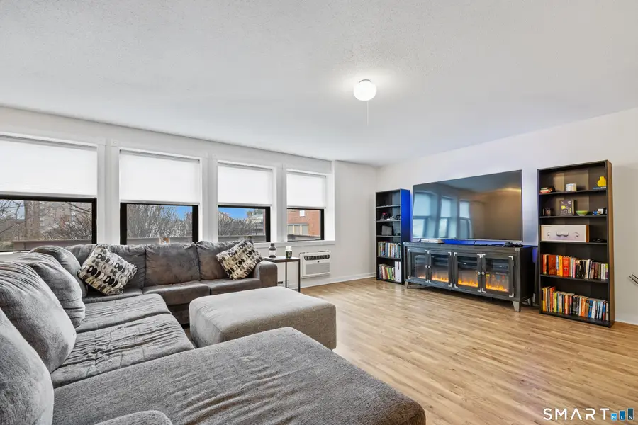 201 College Street #12, Middletown, CT 06457 - #3