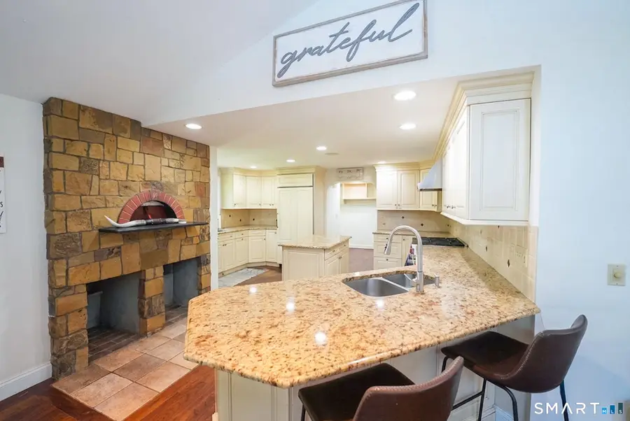 7 Hadik Parkway, Norwalk, CT 06854 - #3