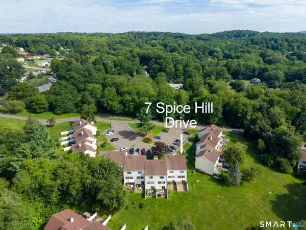 7 Spice Hill Drive #7, Wallingford, CT 06492