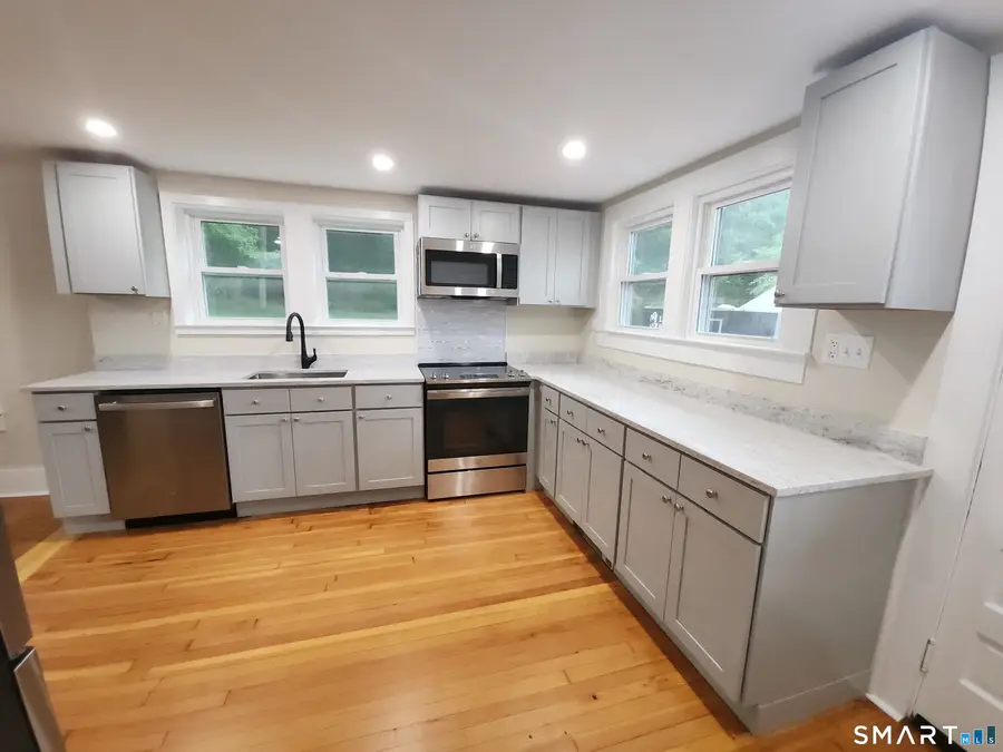 20 Hicksville Road, Cromwell, CT 06416 - #2