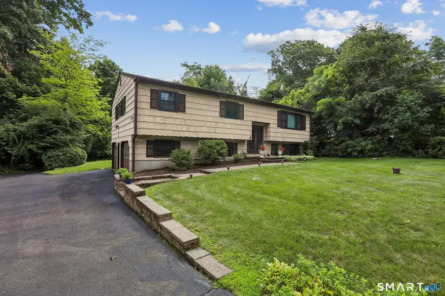 14 Clark Road, New Fairfield, CT 06812 - #3