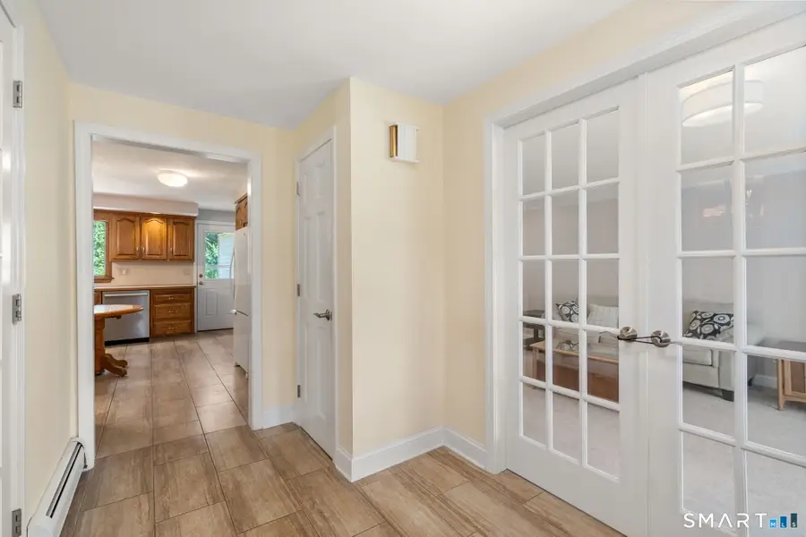4 Sandpiper Drive, Bloomfield, CT 06002 - #2