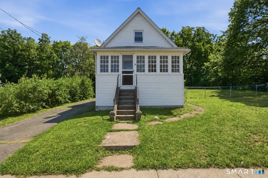 19 Homestead Street, Manchester, CT 06042 - #2