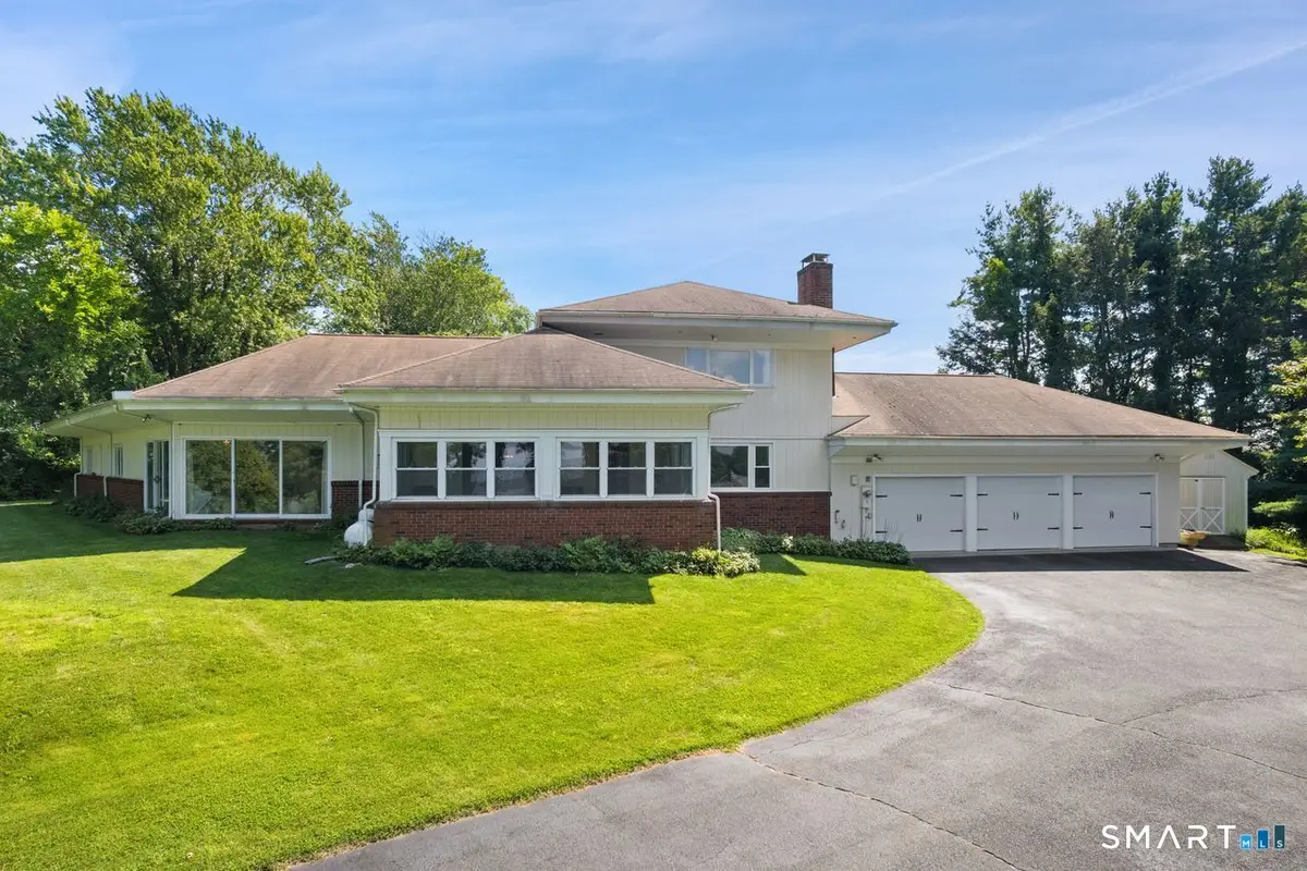 18-A Governors Lane, Bethel, CT 06801 - #1