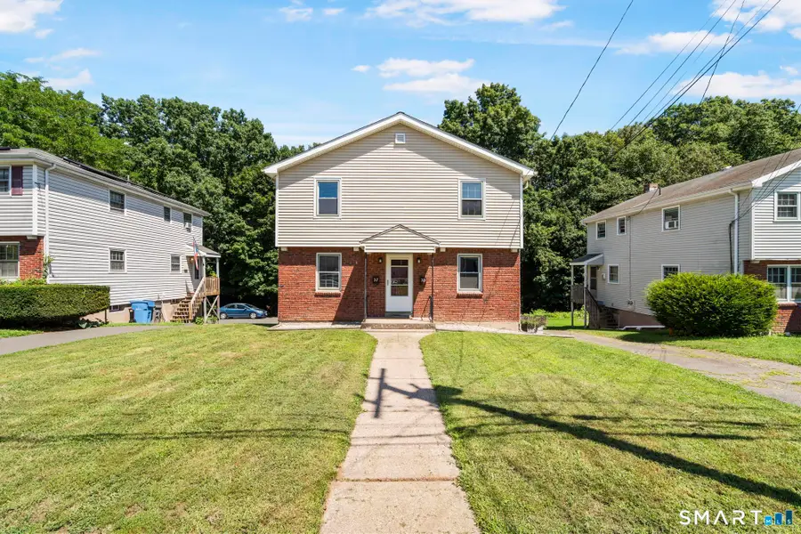 35 Glenwood Street, Manchester, CT 06040 - #3